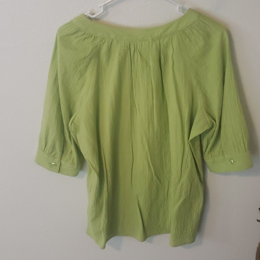 Blouse - Picture 2 of 3